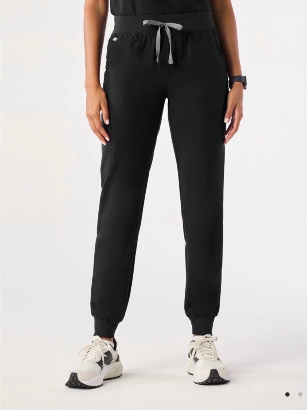Figs Black Zamora Jogger Scrub Pants in xs